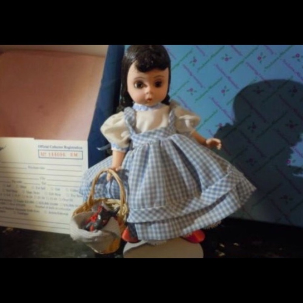Madame Alexander Dorothy doll